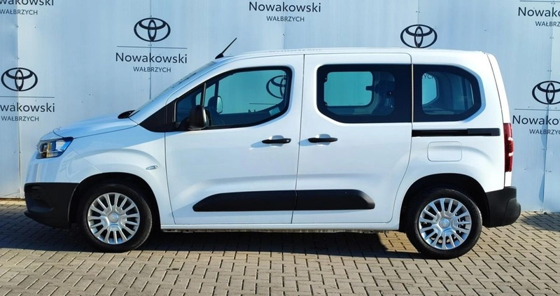 Toyota Proace City Verso cena 87900 przebieg: 39764, rok produkcji 2020 z Wałbrzych małe 254